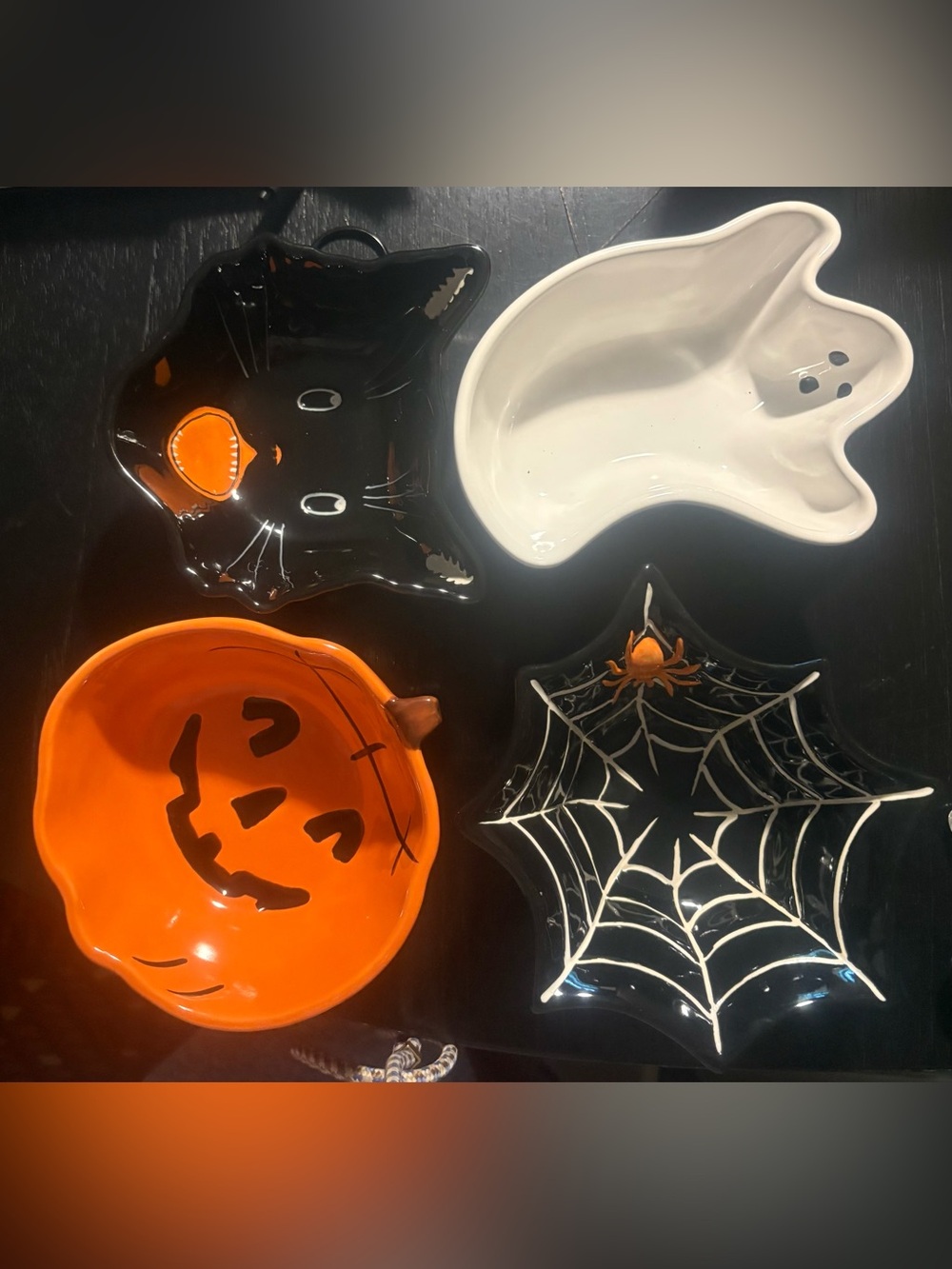 Title:VTG 2003 Pottery Barn Halloween Ceramic Candy Dishes Set of 4 PRISTINE